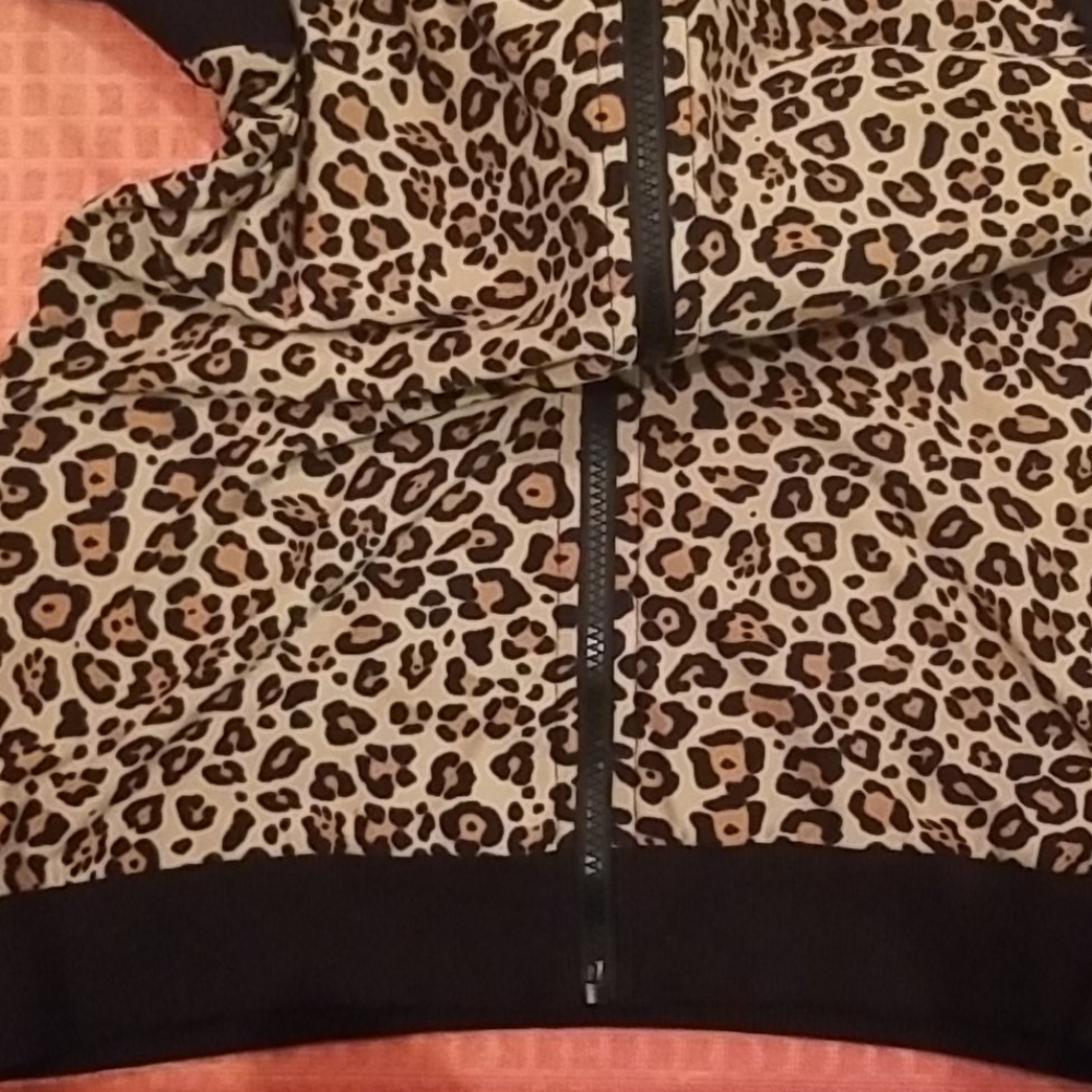 Cardigans - Picture 2 of 4
